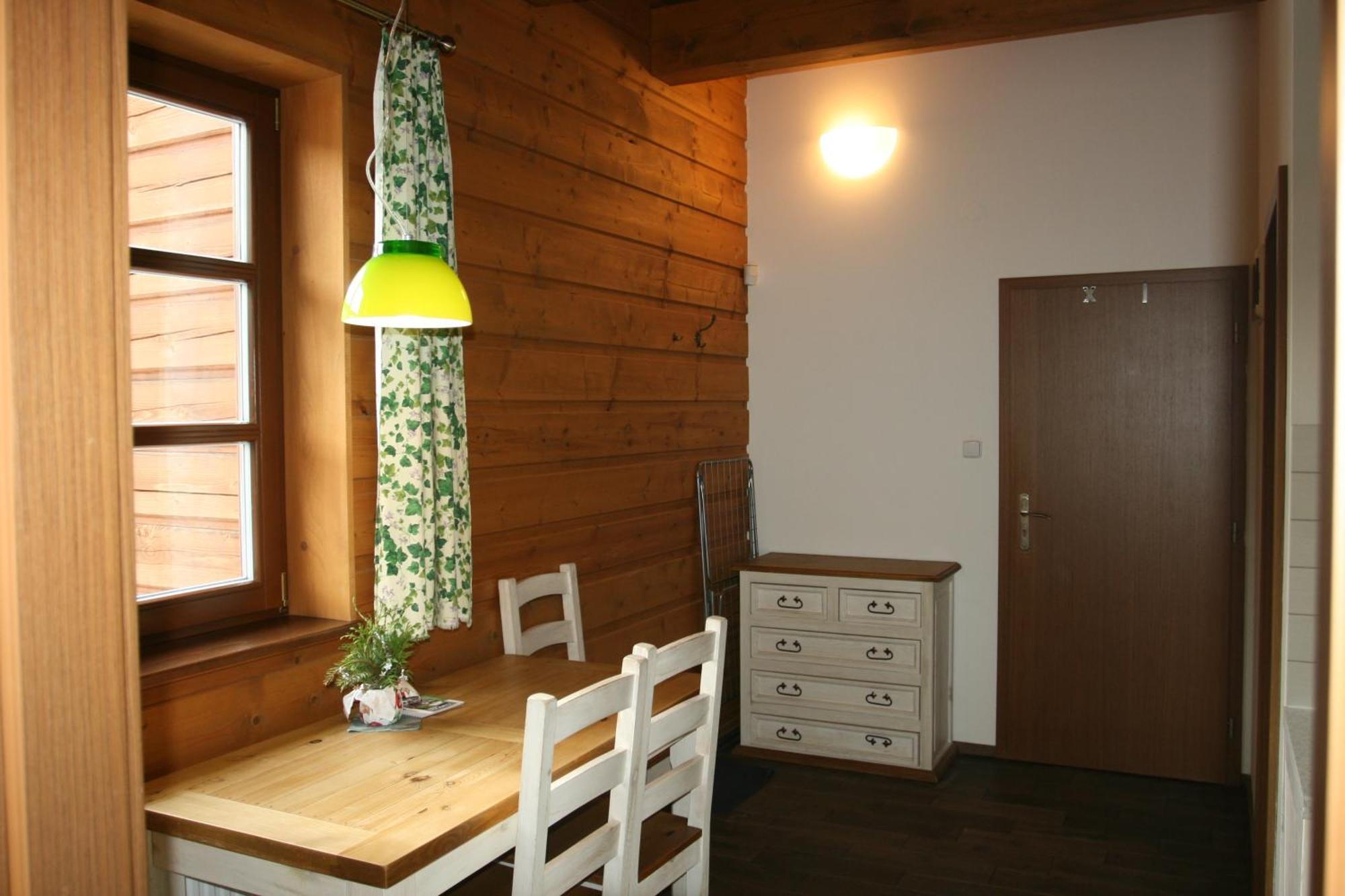 Penzion Rzehaczek Dolní Lomná Exterior foto